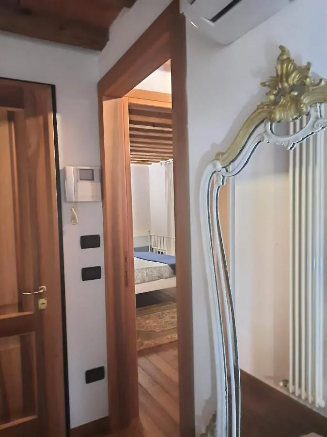 Mini Contra Pescherie Vicenza Apartment